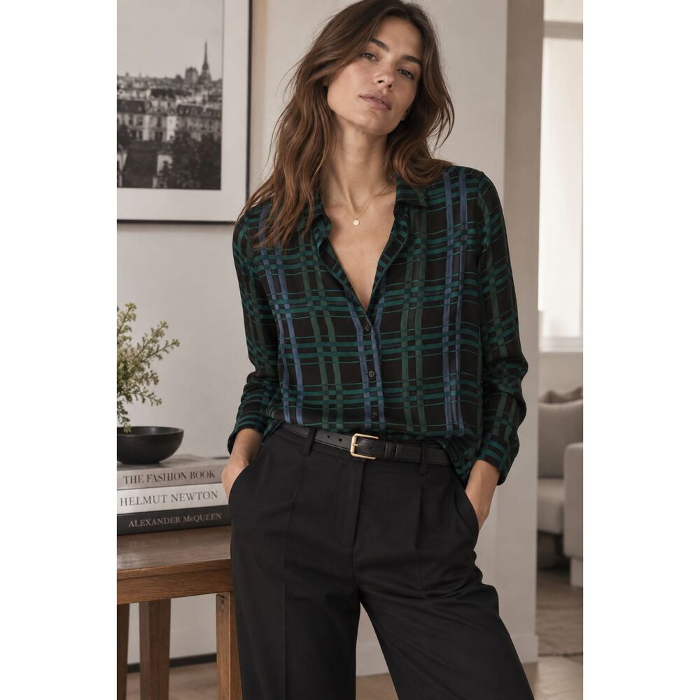 Equipment Femme 100% Silk Green Plaid Button Up Shirt Top  Women's Size Small